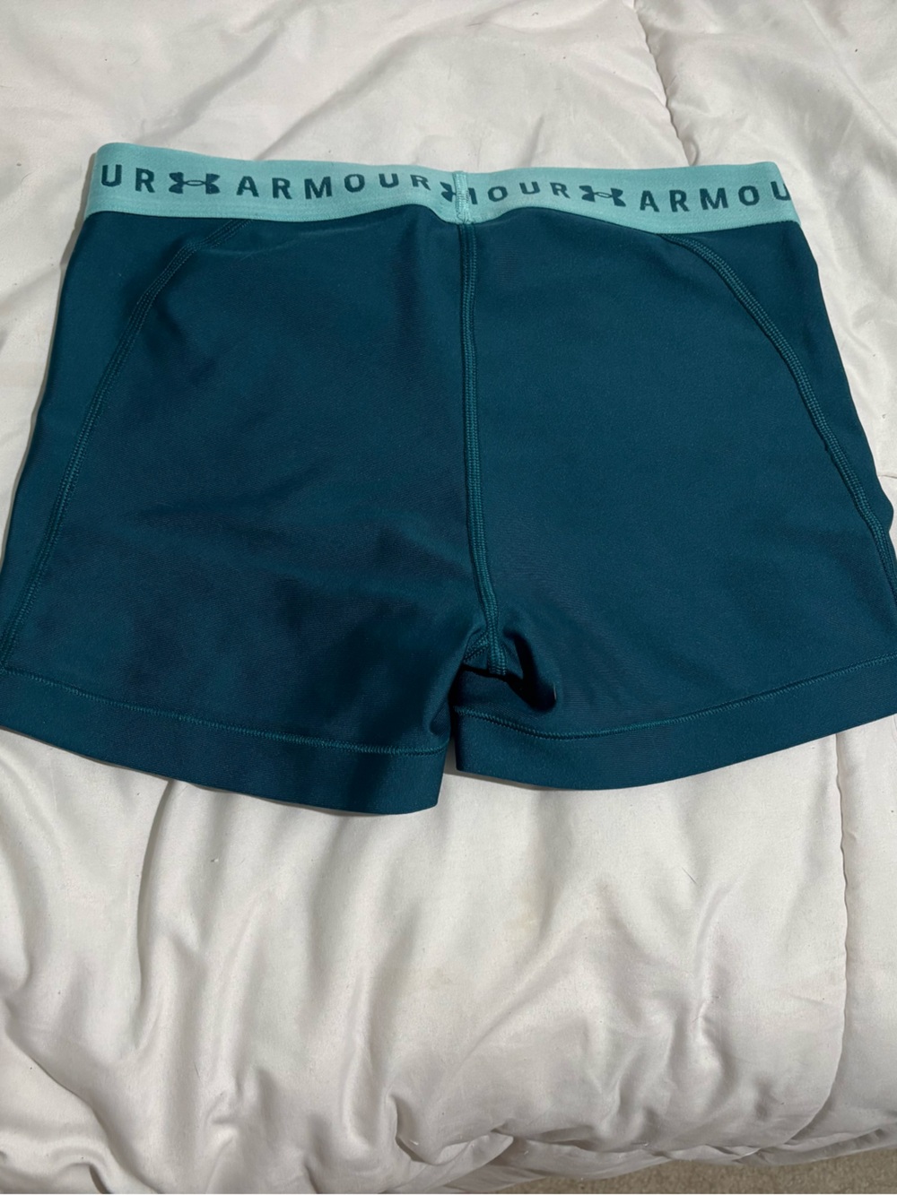 Under Armour Teal and Light Teal Women's Bike Shorts - Picture 2 of 2